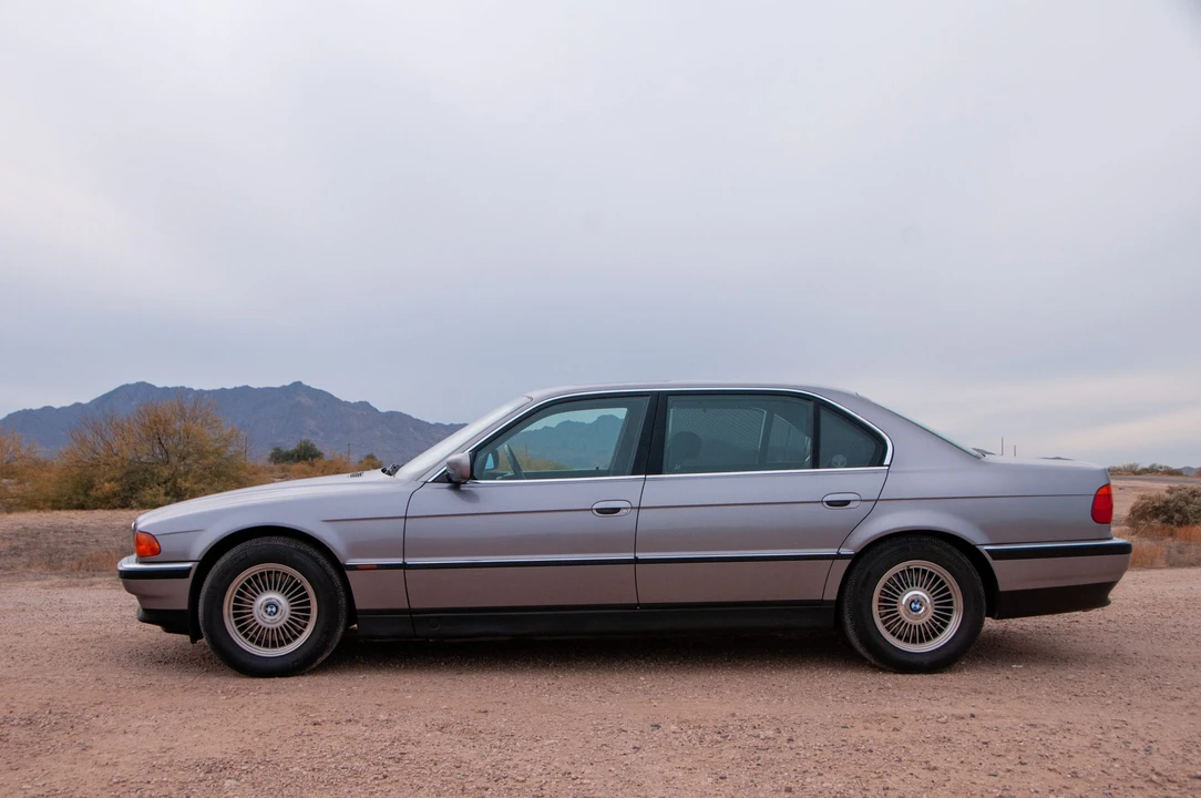 1997 BMW E38 7 Series - Image 30 of 31