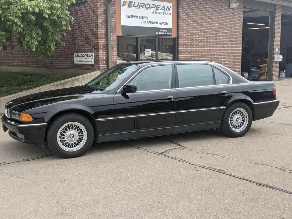 1997 BMW E38 7 Series - Image 14 of 31