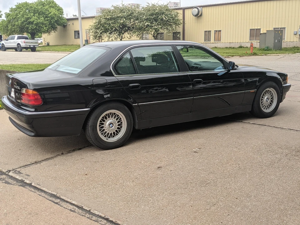 1997 BMW E38 7 Series - Image 31 of 31