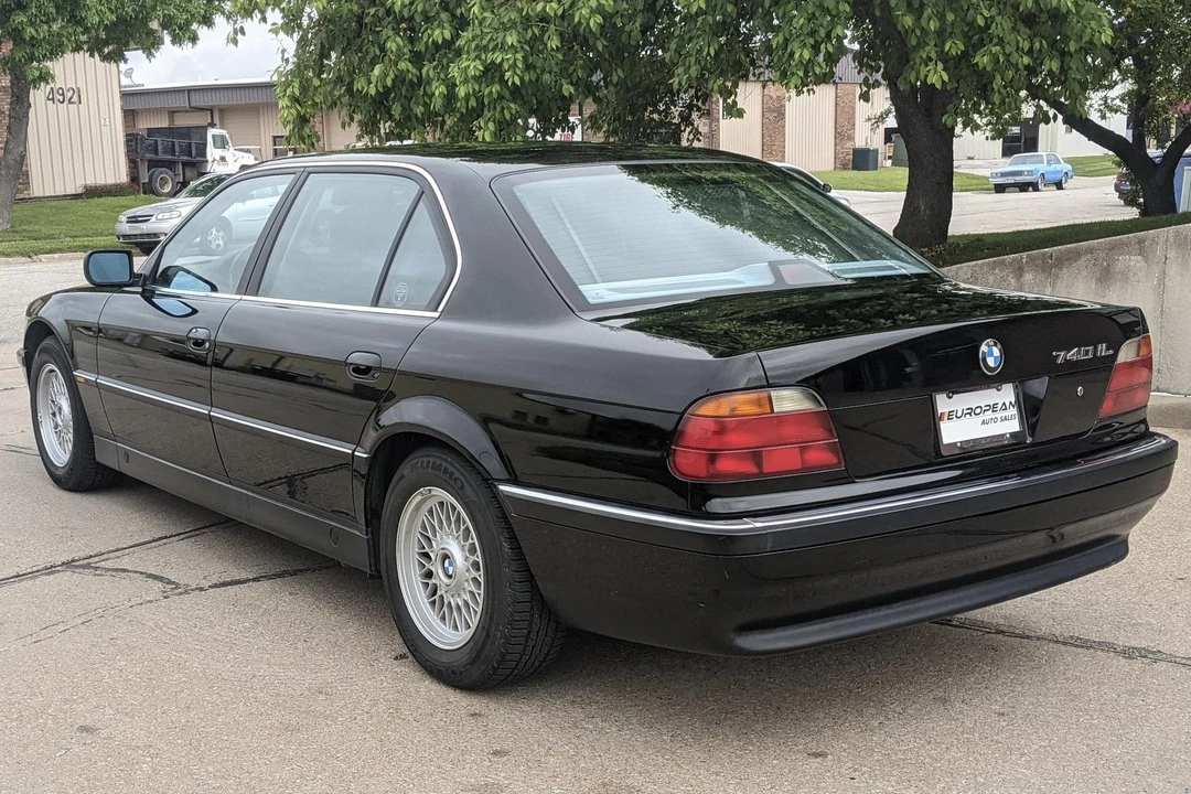 1997 BMW E38 7 Series - Image 4 of 31