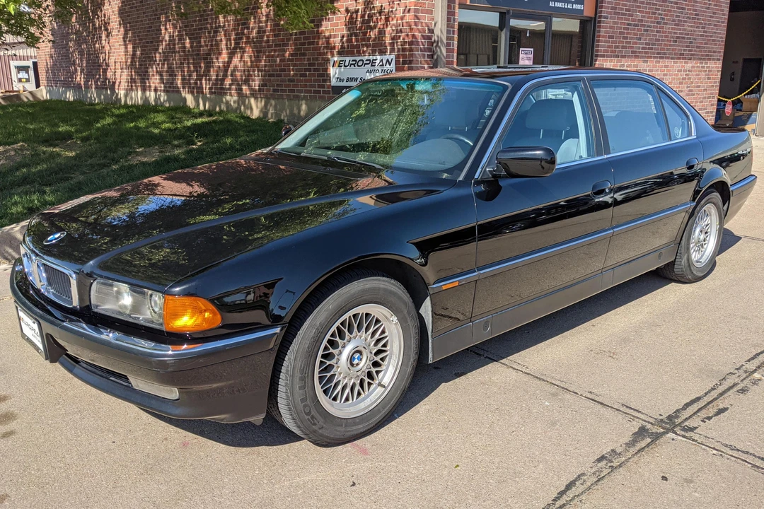 1997 BMW E38 7 Series - Image 9 of 31