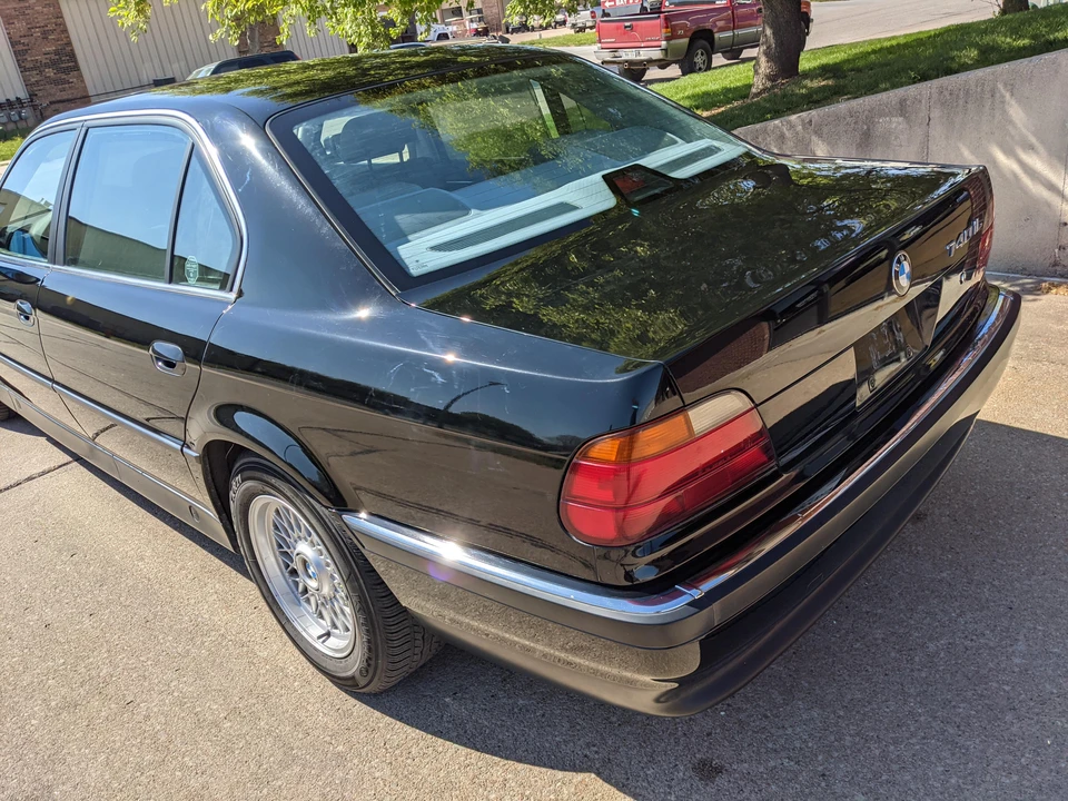 1997 BMW E38 7 Series - Image 19 of 31