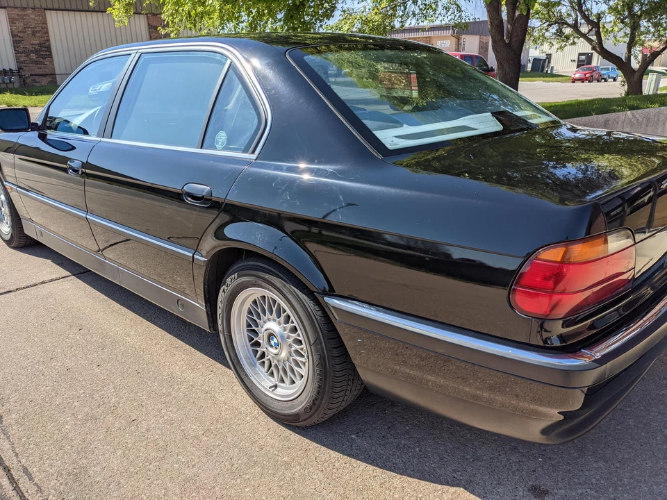 1997 BMW E38 7 Series - Image 16 of 31