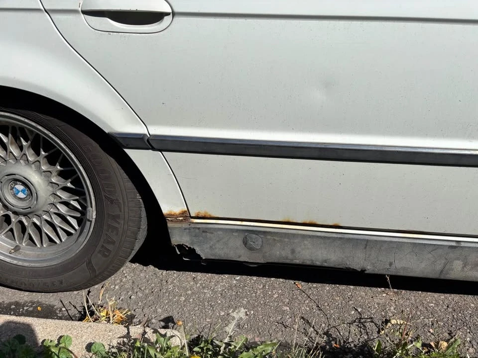 1997 BMW E38 7 Series - Image 11 of 12
