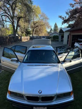 1997 BMW 740iL E38