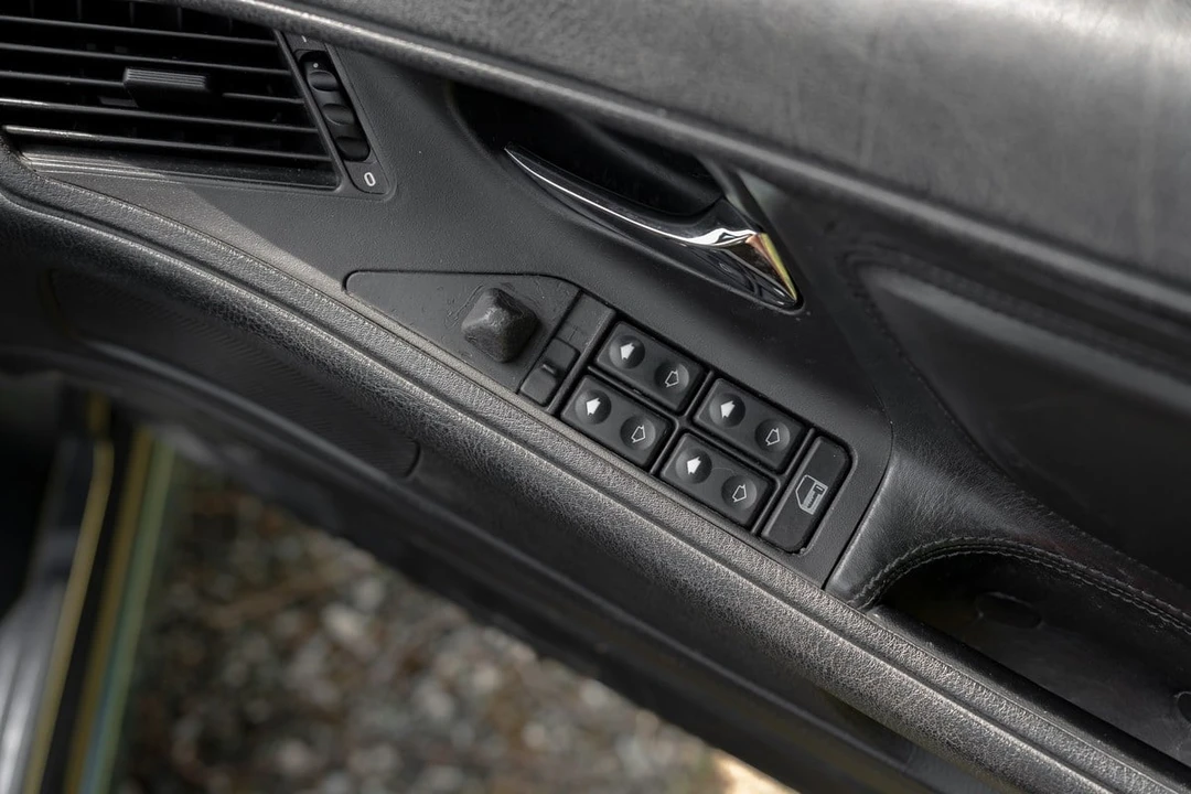 1997 BMW E31 8 Series - Image 17 of 30