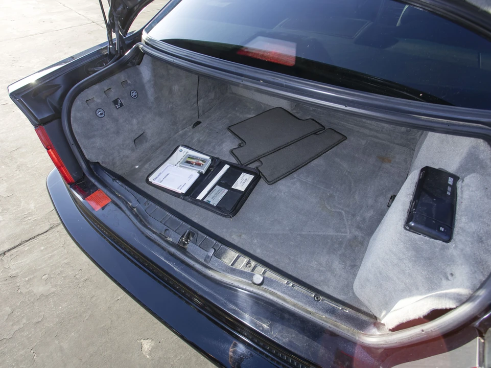 1997 BMW E31 8 Series - Image 12 of 27