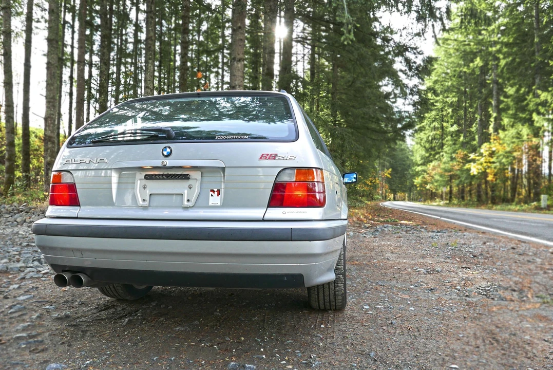 1997 BMW Alpina B6 - Image 15 of 31