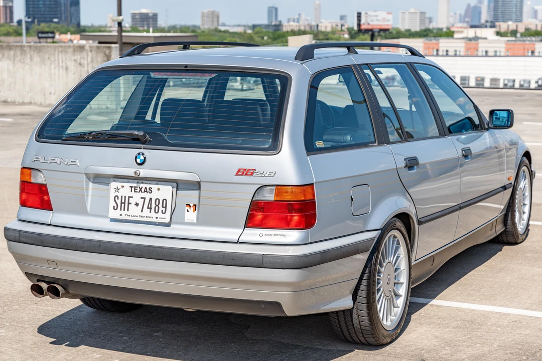 1997 BMW Alpina B6 - Image 4 of 31