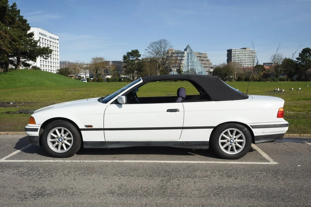1997 BMW E36 3 Series - Image 13 of 30