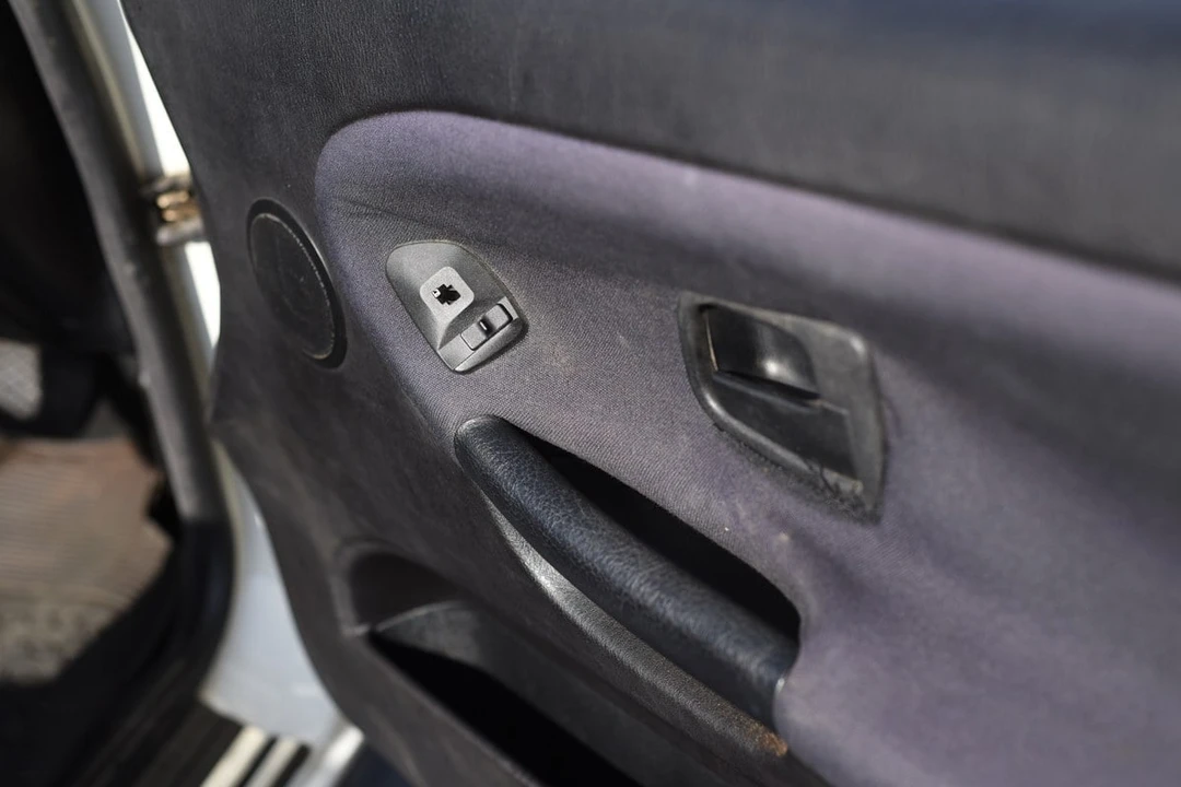 1997 BMW E36 3 Series - Image 28 of 30