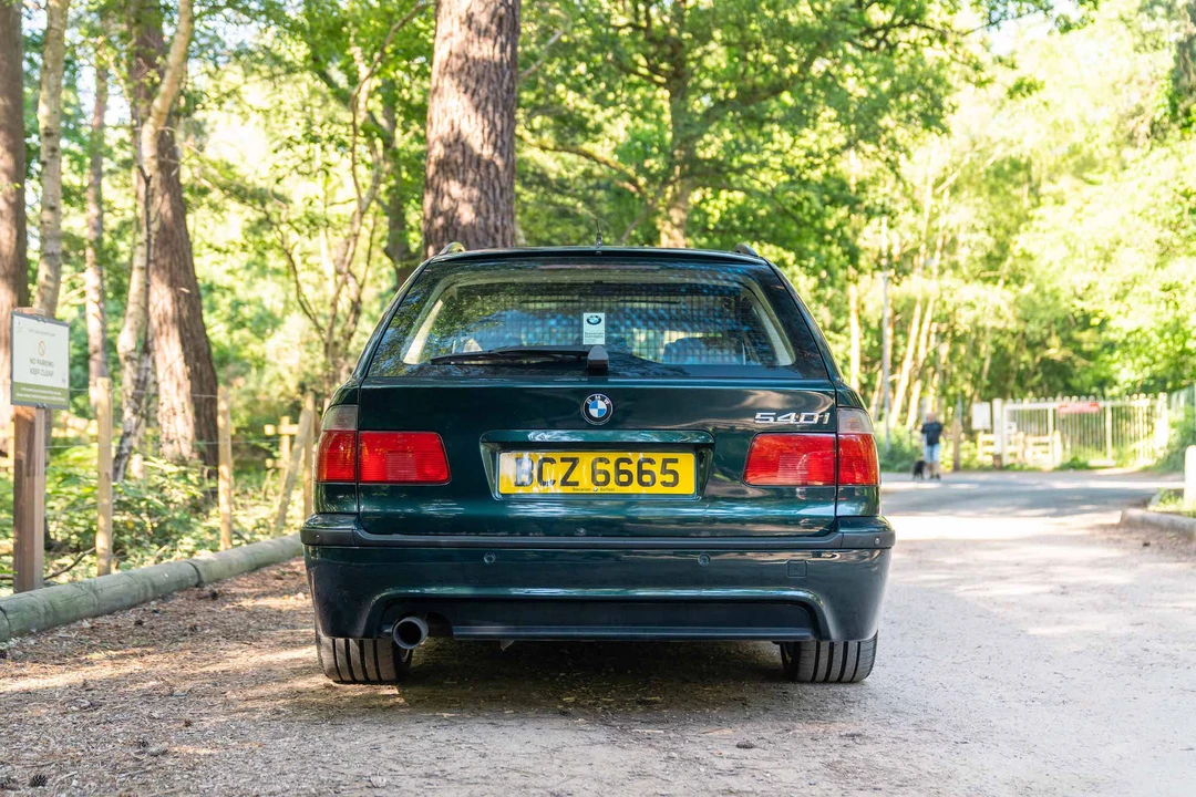 1997 BMW E39 540i - Image 11 of 31