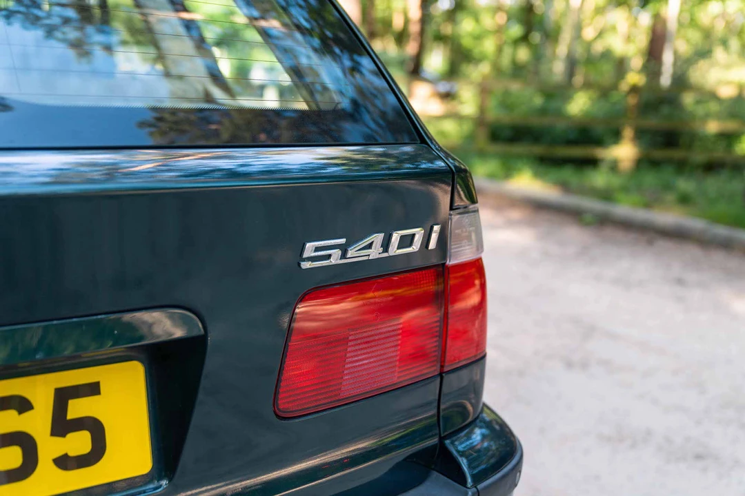 1997 BMW E39 540i - Image 28 of 31