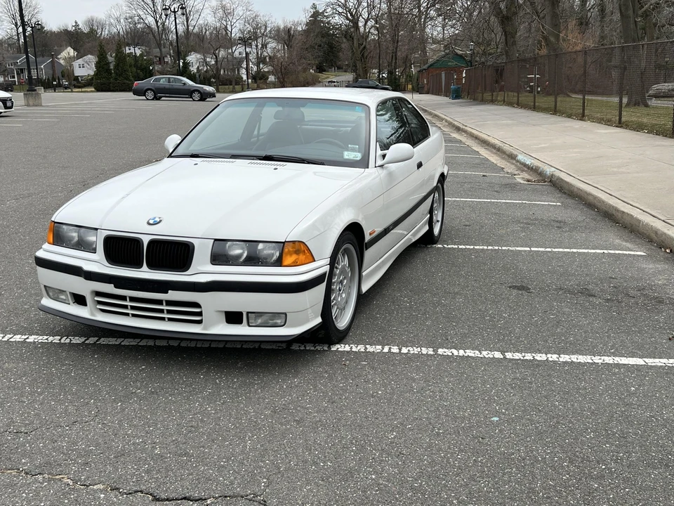 1997 BMW E36 M3 - Image 2 of 31