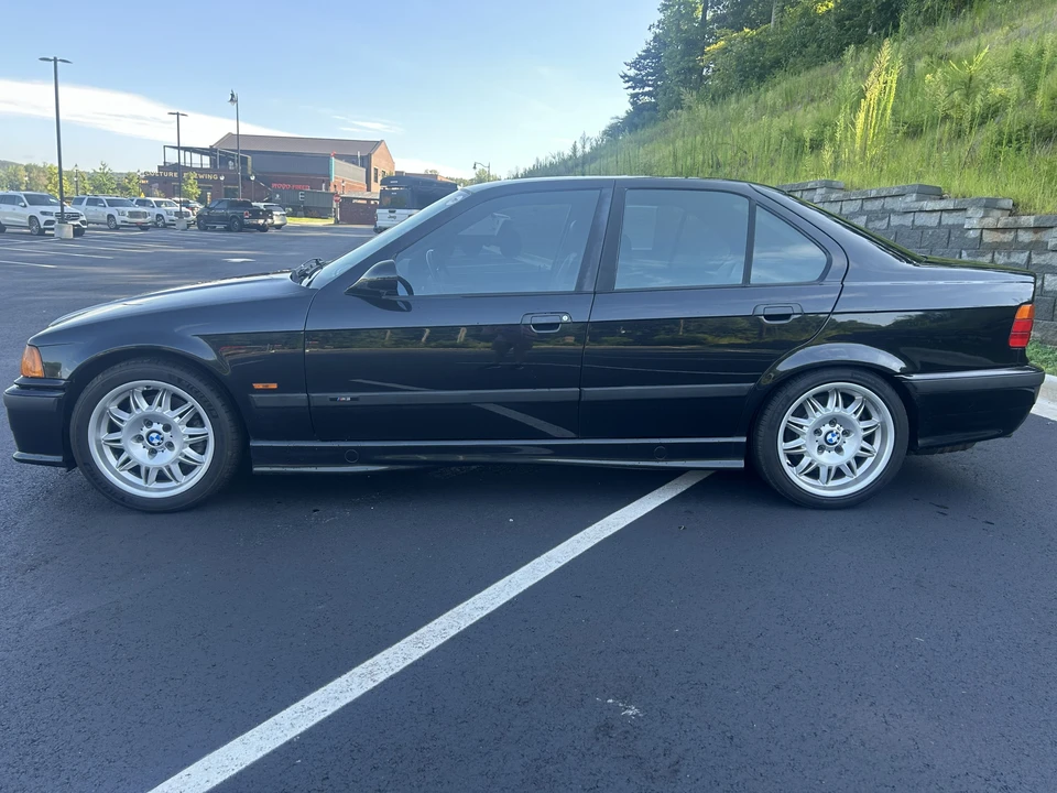 1997 BMW E36 M3 - Image 2 of 31