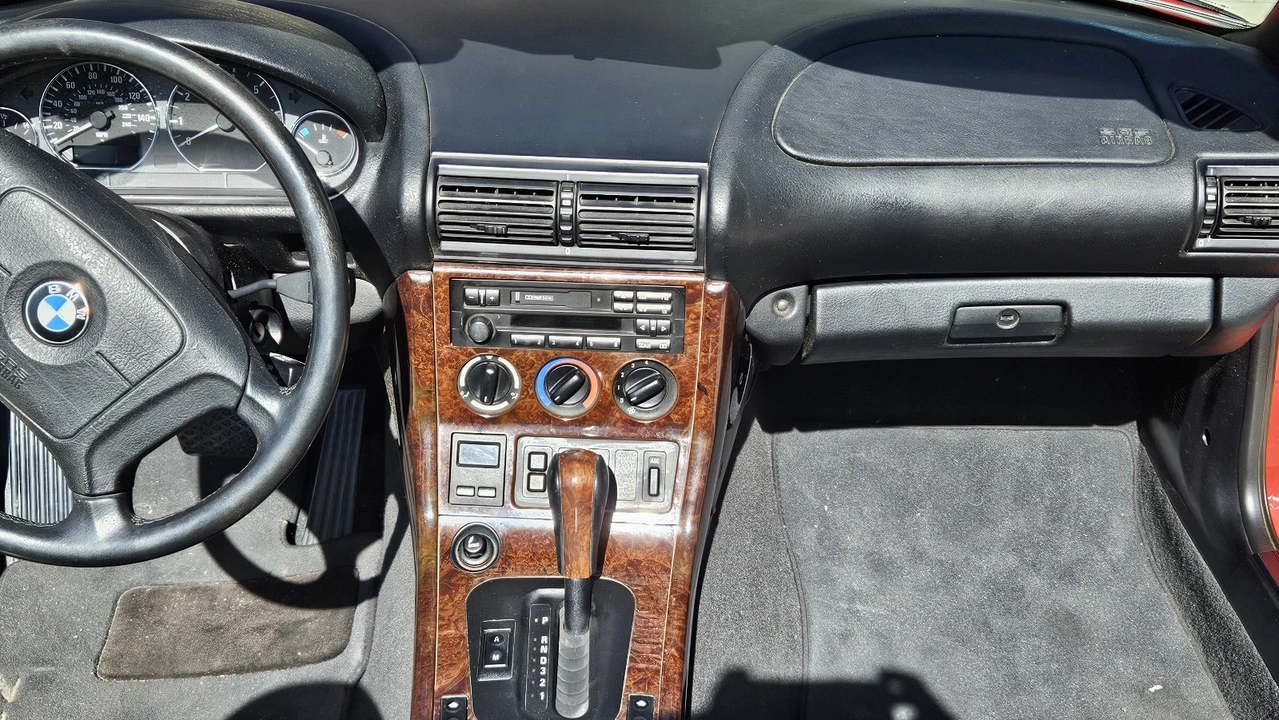 1997 BMW Z3 Roadster - Image 9 of 18
