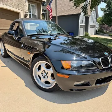 1997 BMW Z3 4-Cyl Roadster 2D