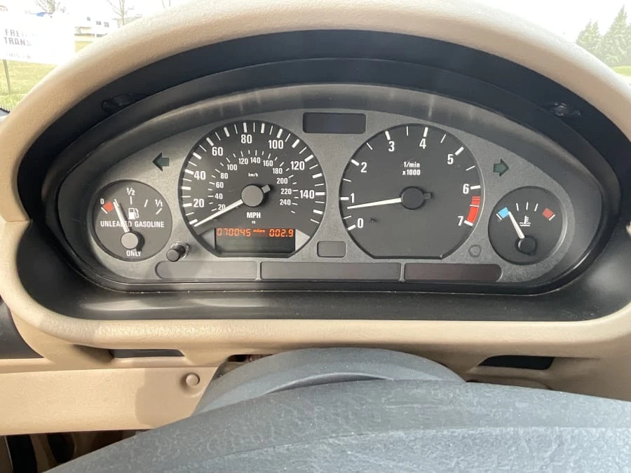 1997 BMW Z3 Roadster - Image 10 of 11