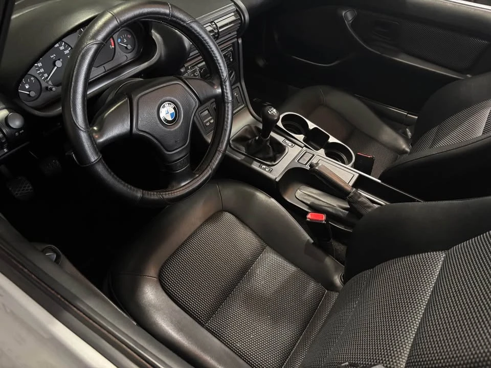 1997 BMW Z3 Roadster - Image 9 of 10