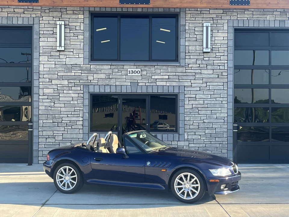 1997 BMW Z3 Roadster - Image 2 of 31
