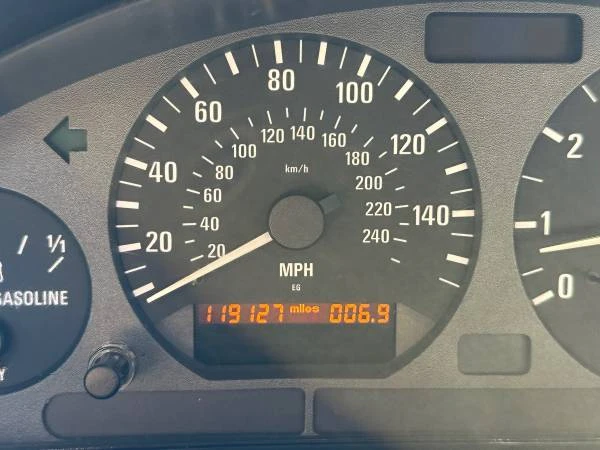 1997 BMW Z3 Roadster - Image 11 of 12