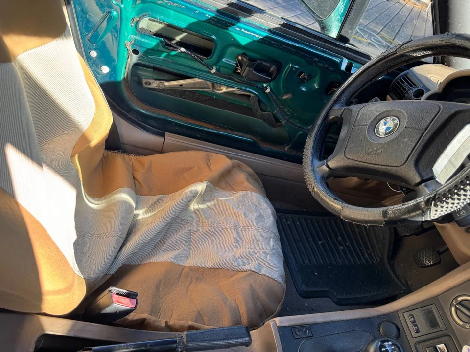 1997 BMW Z3 Roadster - Image 2 of 11