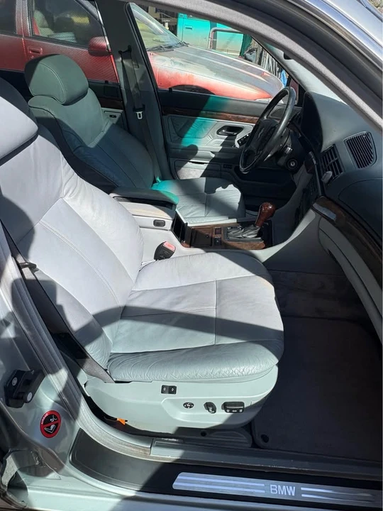 1997 BMW E38 7 Series - Image 10 of 19