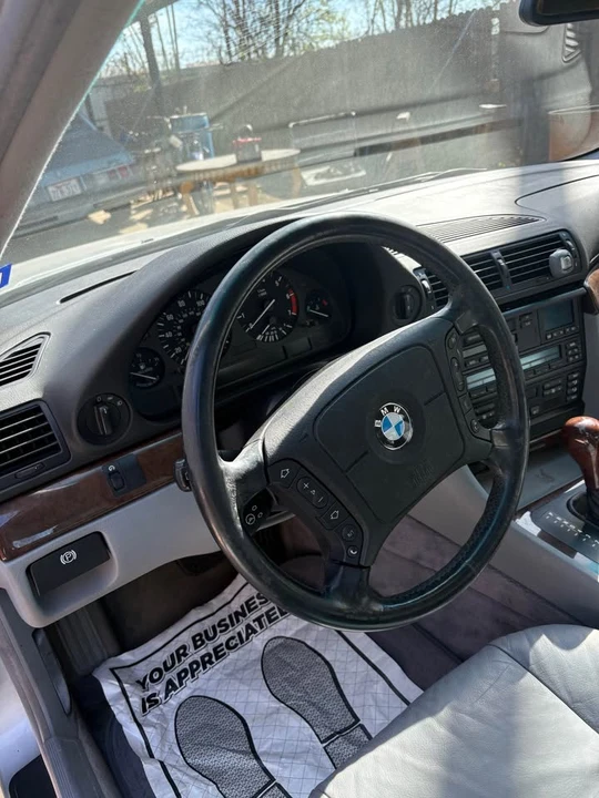 1997 BMW E38 7 Series - Image 13 of 19