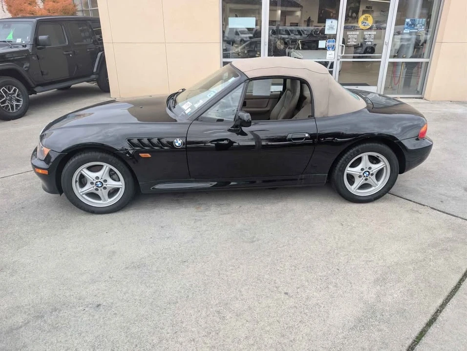 1997 BMW Z3 Coupe - Image 2 of 8