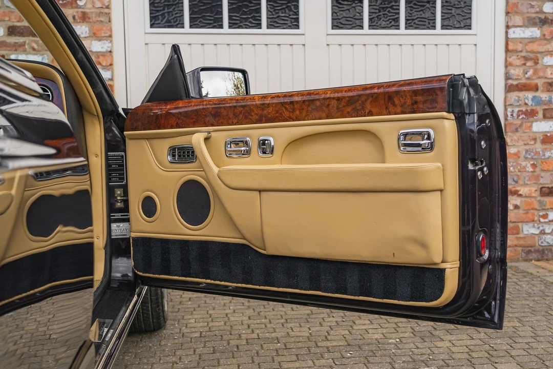 1997 Bentley Azure 1st Gen - Image 17 of 30