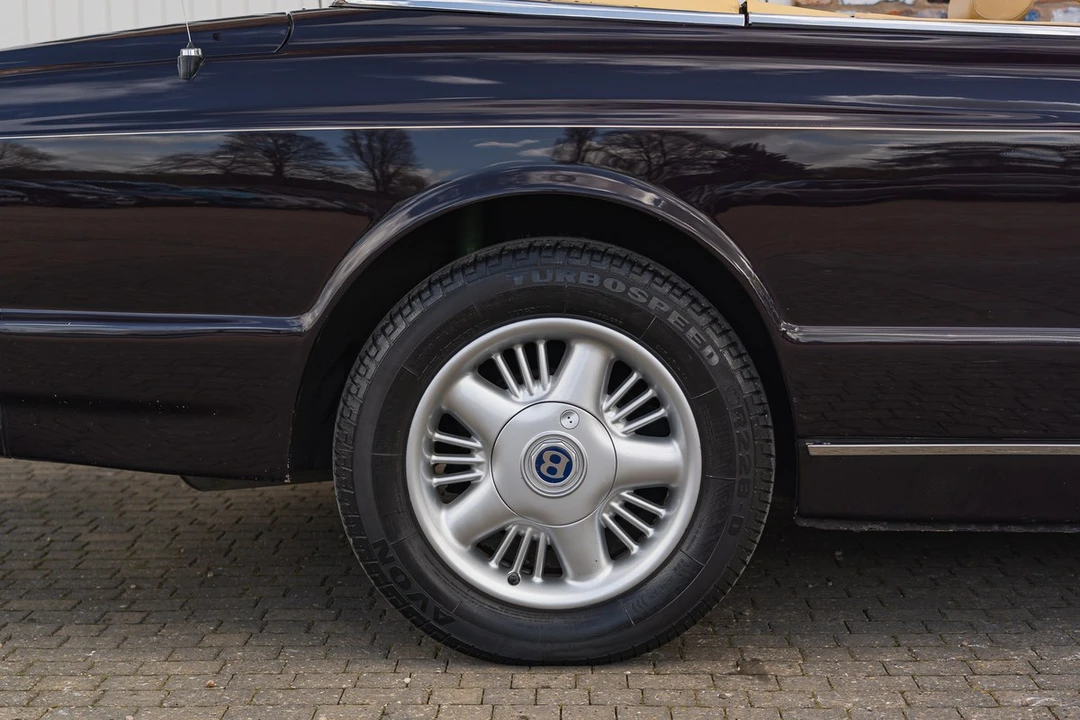 1997 Bentley Azure 1st Gen - Image 10 of 30