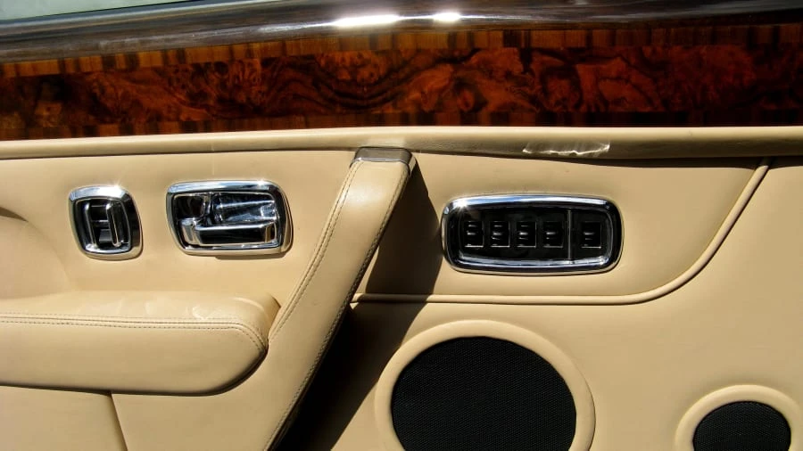 1997 Bentley Azure 1st Gen - Image 6 of 9