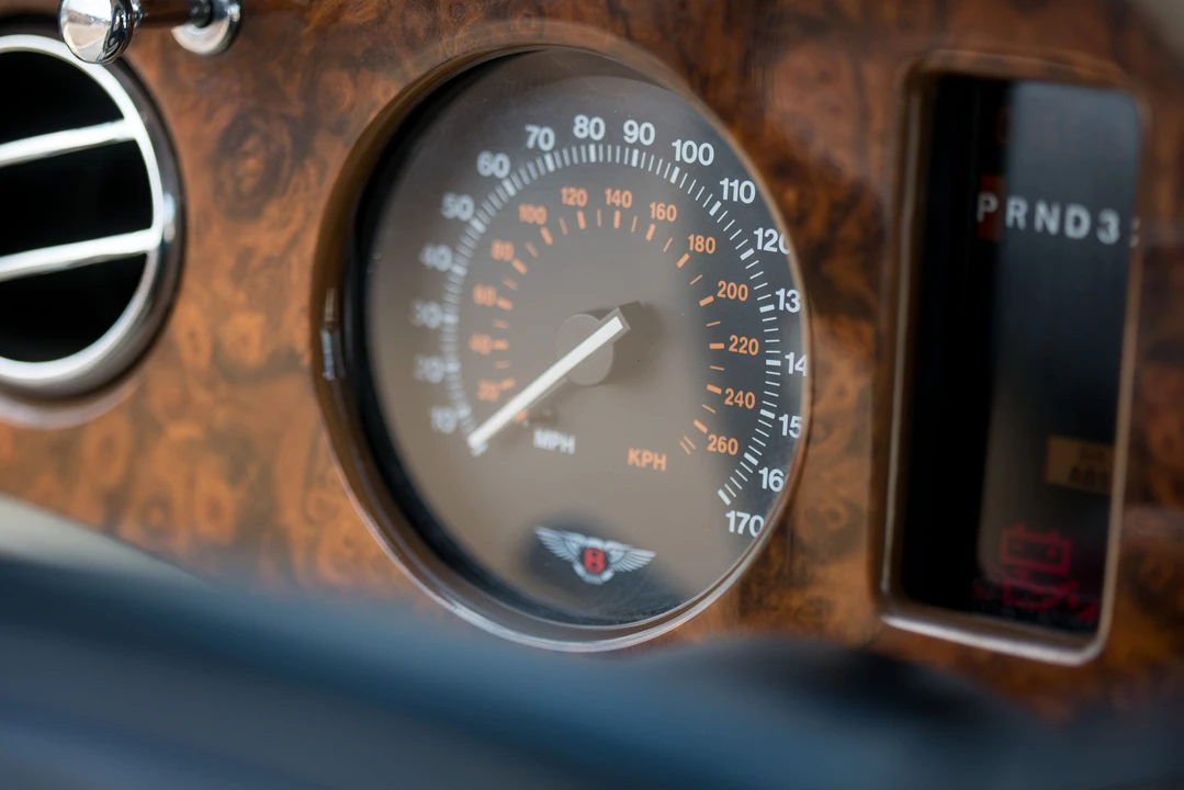 1997 Bentley Azure 1st Gen - Image 17 of 24