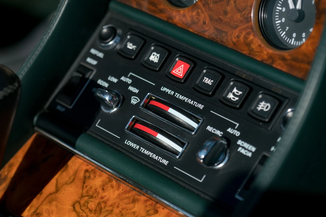 1997 Bentley Azure 1st Gen - Image 13 of 24