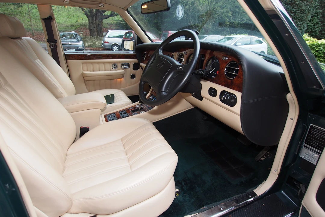 1997 Bentley Brooklands - Image 11 of 16