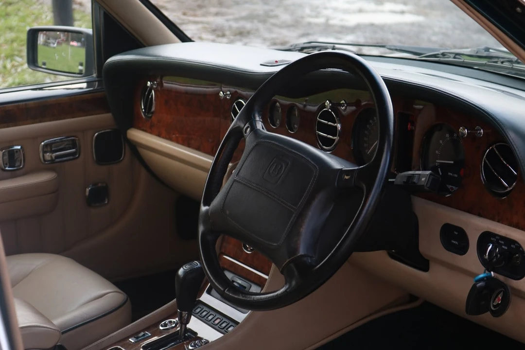 1997 Bentley Mulsanne - Image 11 of 30