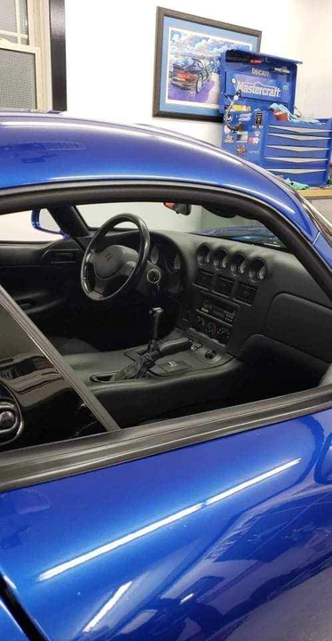 1997 Dodge Viper 2nd Gen - Image 9 of 10