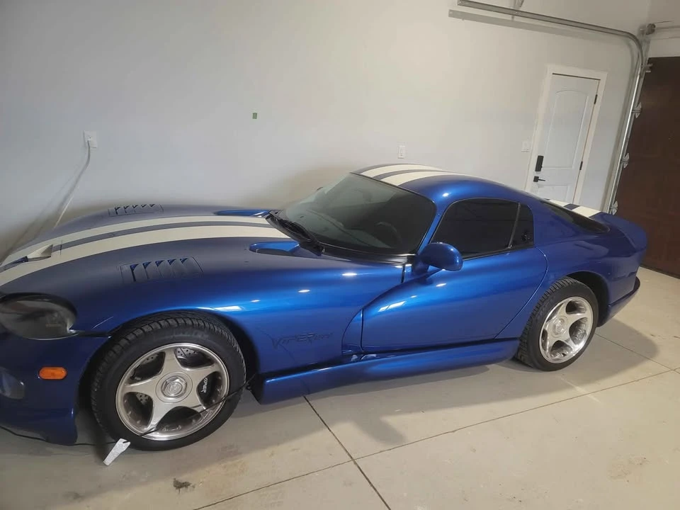 1997 Dodge Viper 2nd Gen - Image 2 of 10