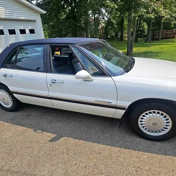 1997 Buick LeSabre Custom Sedan 4D