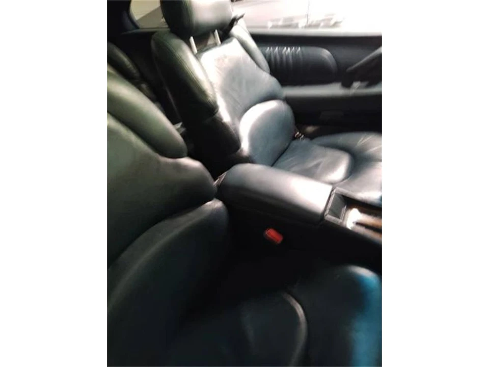 1997 Buick Riviera 8th Gen - Image 18 of 24