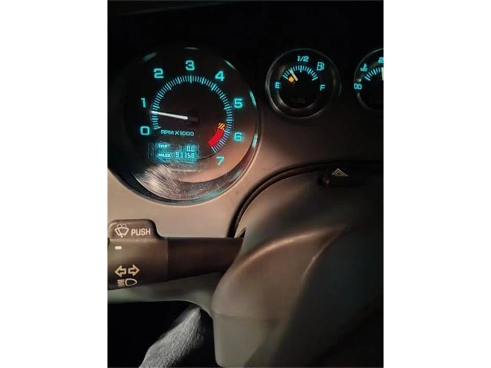 1997 Buick Riviera 8th Gen - Image 12 of 24