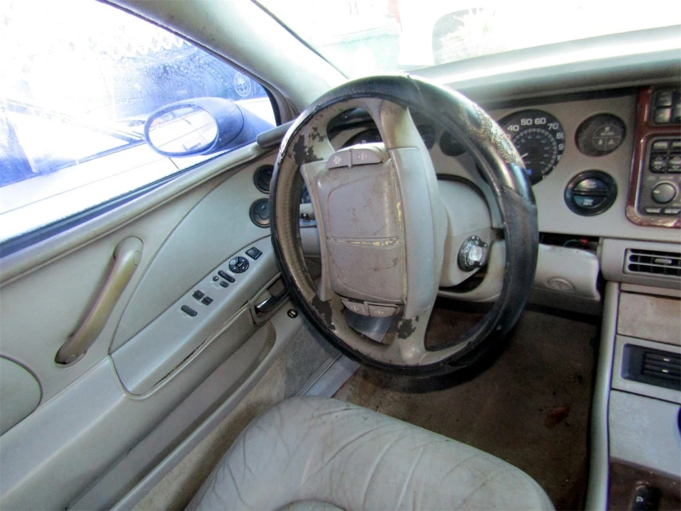 1997 Buick Riviera 8th Gen - Image 25 of 25