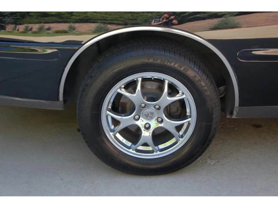 1997 Buick Riviera 8th Gen - Image 22 of 31
