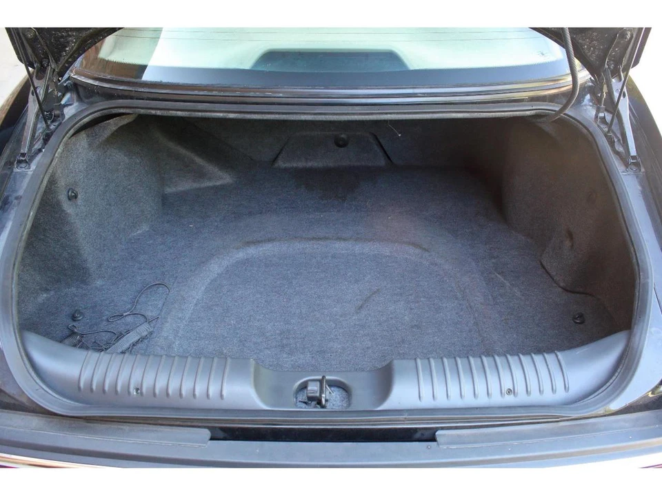 1997 Buick Riviera 8th Gen - Image 24 of 31
