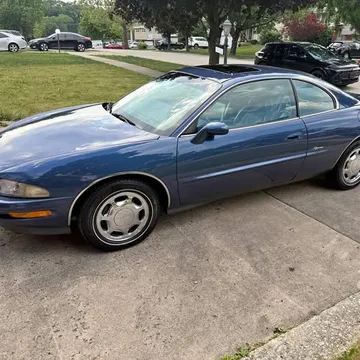 1997 Buick Riviera Coupe 2D