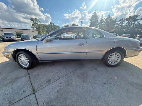 1997 Buick Riviera Coupe 2D