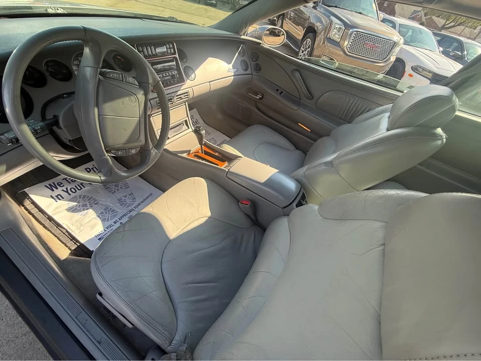 1997 Buick Riviera 8th Gen - Image 19 of 20