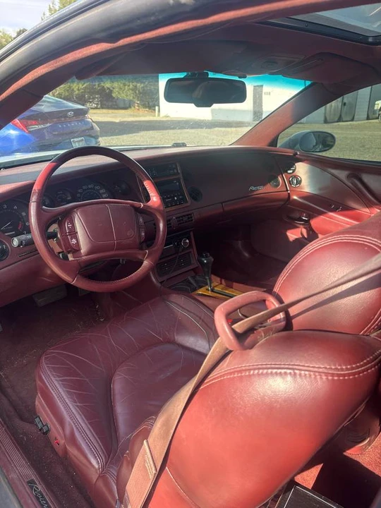 1997 Buick Riviera - Image 6 of 7