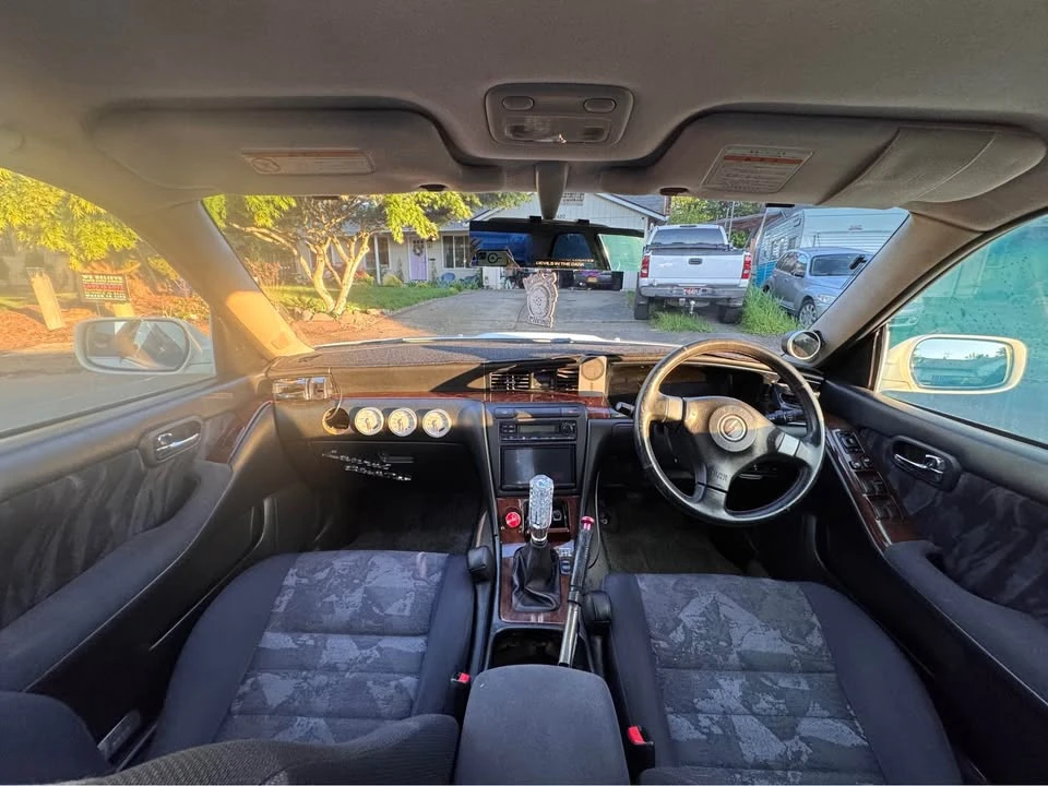 1997 Nissan Laurel 8th Gen - Image 7 of 9