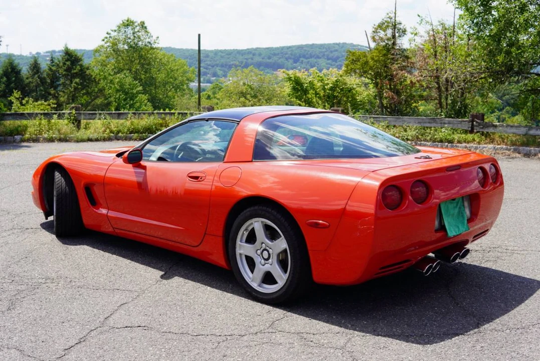 1997 Chevrolet Corvette C5 - Image 3 of 14